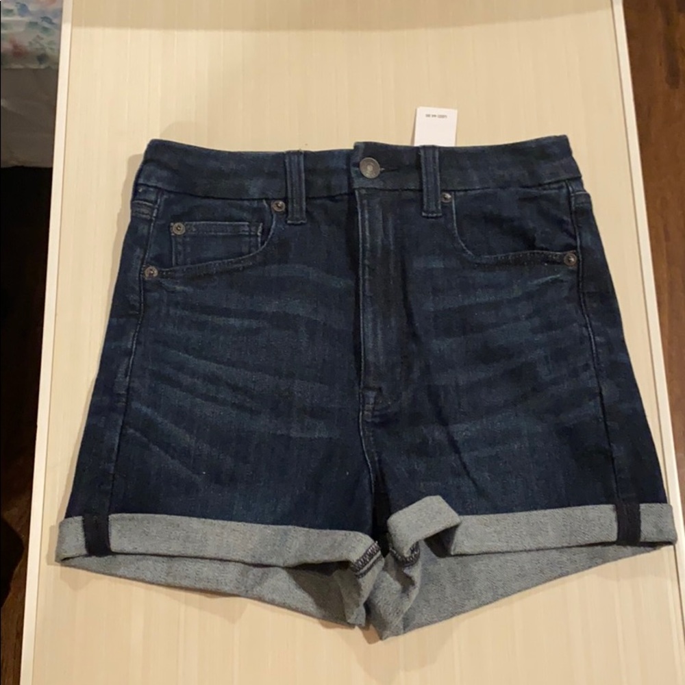 BRAND NEW American Eagle shorts